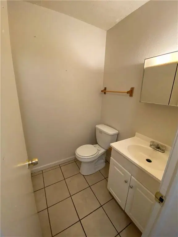 2911 E ST. BERNARD HWY, Meraux, LA 70075