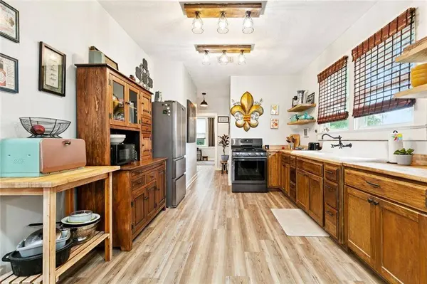 106 ROWLEY BLVD, La Place, LA 70068