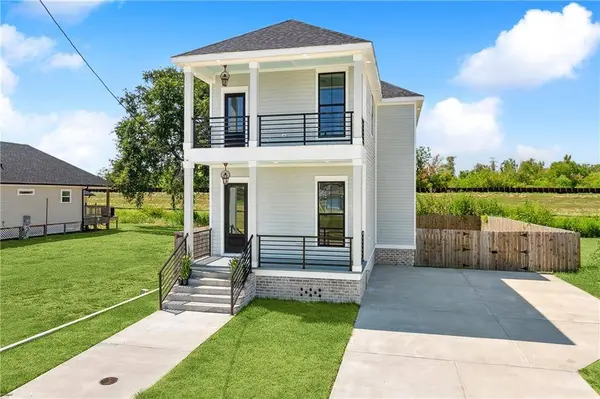 1938 BENJAMIN ST, Arabi, LA 70032