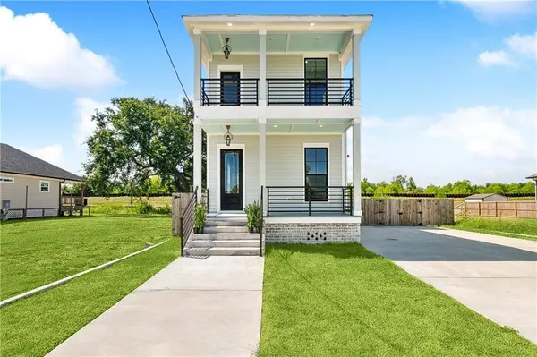 1938 BENJAMIN ST, Arabi, LA 70032