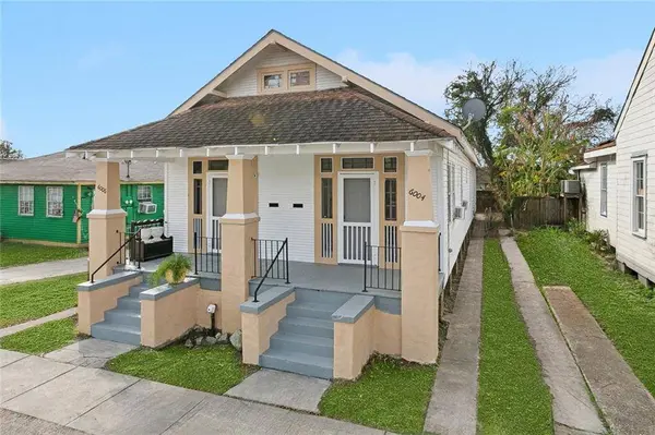 6004 06 DAUPHINE SQ, New Orleans, LA 70117
