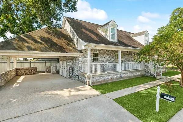 614 W JOSEPHINE ST, Chalmette, LA 70043