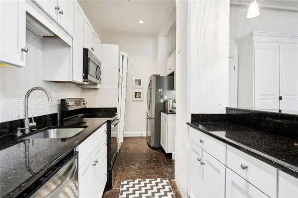 1111 S PETERS ST #102, New Orleans, LA 70130