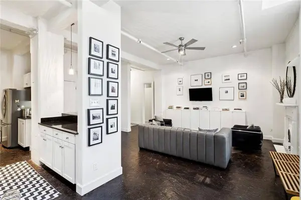1111 S PETERS ST #102, New Orleans, LA 70130