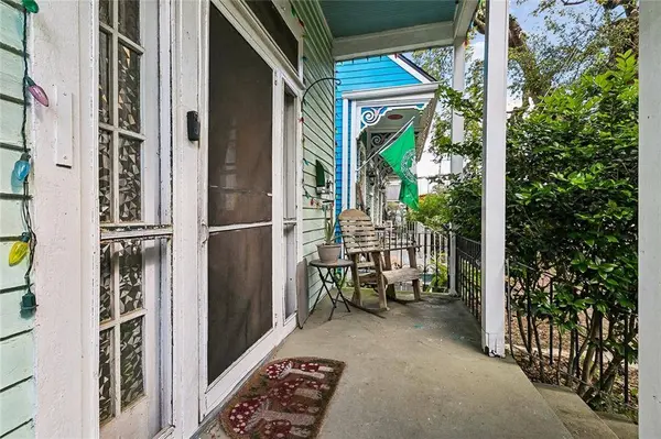 611 BELLEVILLE ST, New Orleans, LA 70114
