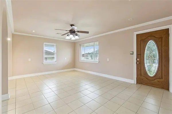 401 LLAMA DR, Arabi, LA 70032