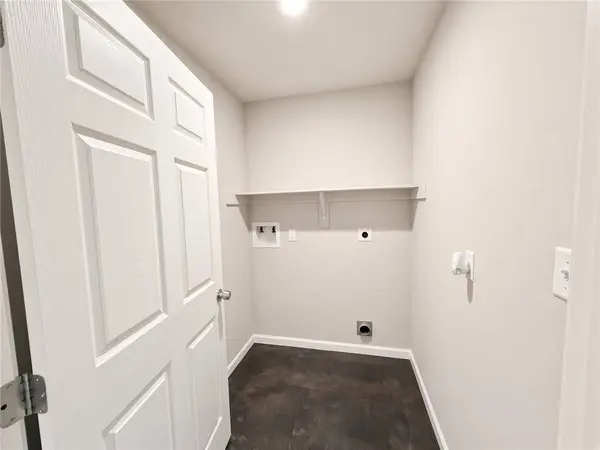 47 E PHILLIP CT, Chalmette, LA 70043