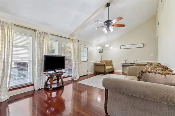 25 NORMANDY DR, Kenner, LA 70065
