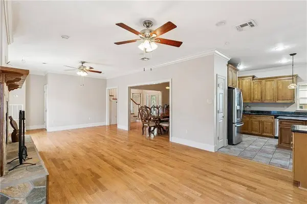 614 W JOSEPHINE ST, Chalmette, LA 70043