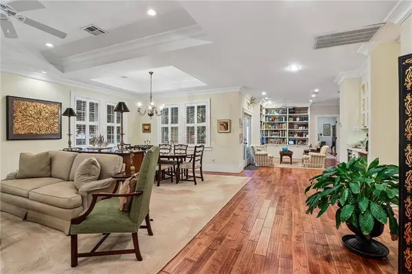 340 NASHVILLE AVE, New Orleans, LA 70115