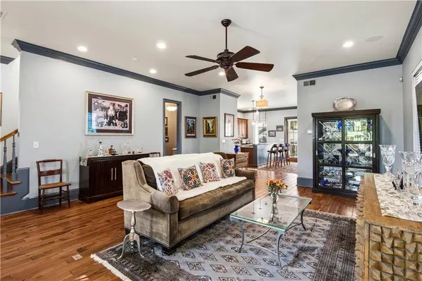 3529 IBERVILLE ST, New Orleans, LA 70119