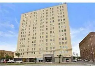 1205 ST CHARLES AVE #1212, New Orleans, LA 70130