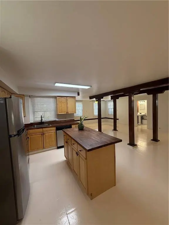 2520 JEFFERSON AVE, New Orleans, LA 70115