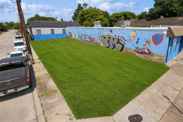 4201 ST CLAUDE AVE, New Orleans, LA 70117