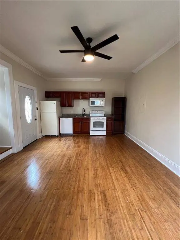 1307 PENISTON ST #E, New Orleans, LA 70115