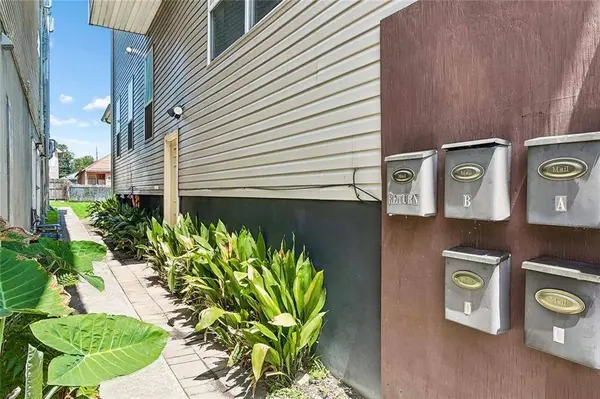 421 S LOPEZ ST, New Orleans, LA 70119