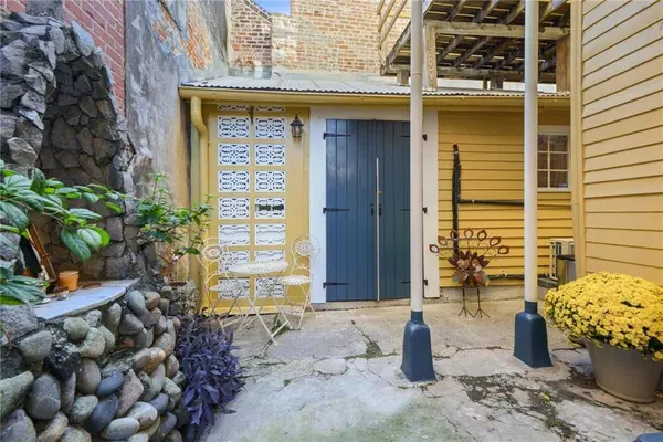 820 SAINT ANN ST #B, New Orleans, LA 70116