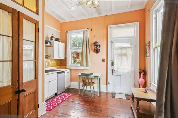 3143 DAUPHINE ST, New Orleans, LA 70117