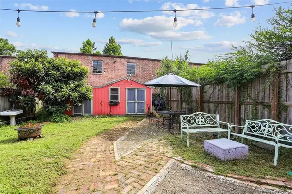 3143 DAUPHINE ST, New Orleans, LA 70117