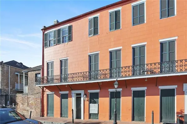 810 ST PETER ST #10, New Orleans, LA 70116