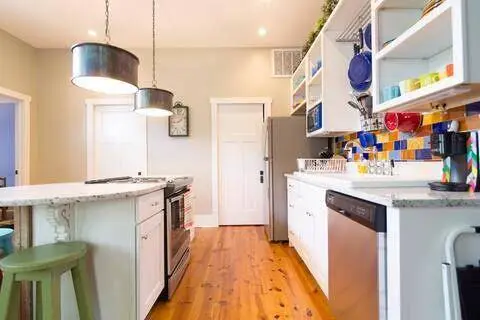 703 LOUISA ST, New Orleans, LA 70117