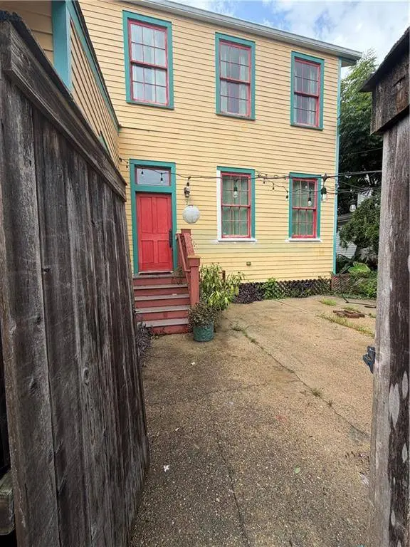 703 LOUISA ST, New Orleans, LA 70117