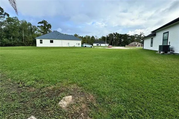 2203 HARRIER PL, Marrero, LA 70072