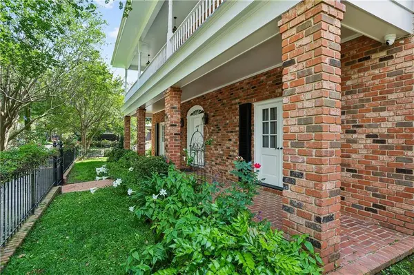 1700 UPPERLINE ST, New Orleans, LA 70115