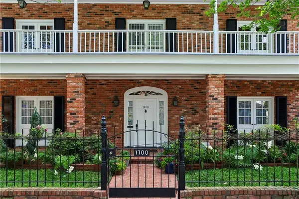 1700 UPPERLINE ST, New Orleans, LA 70115