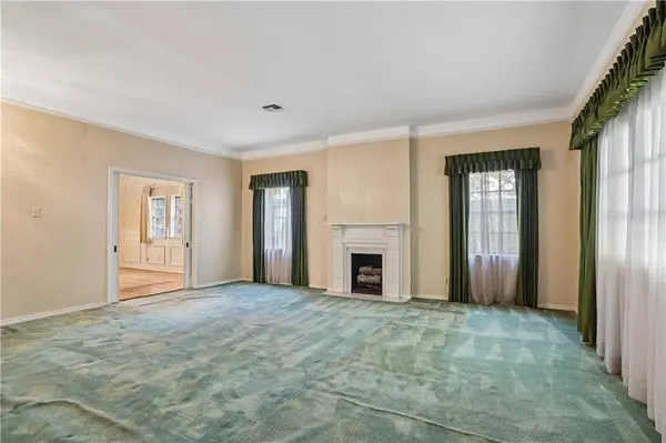 1700 UPPERLINE ST, New Orleans, LA 70115
