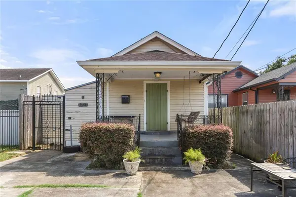 2546 ELDER ST, New Orleans, LA 70122