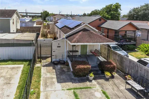2546 ELDER ST, New Orleans, LA 70122