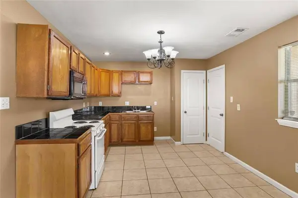2109-11 OCTAVIA DR, Chalmette, LA 70043
