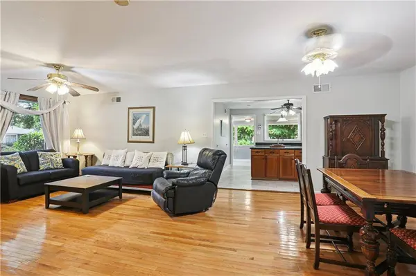 9 CHATHAM DR, New Orleans, LA 70122