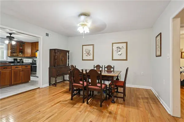 9 CHATHAM DR, New Orleans, LA 70122