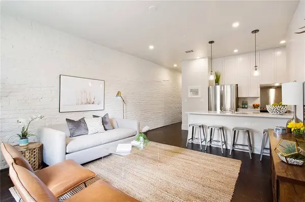 427 GRAVIER ST, New Orleans, LA 70130