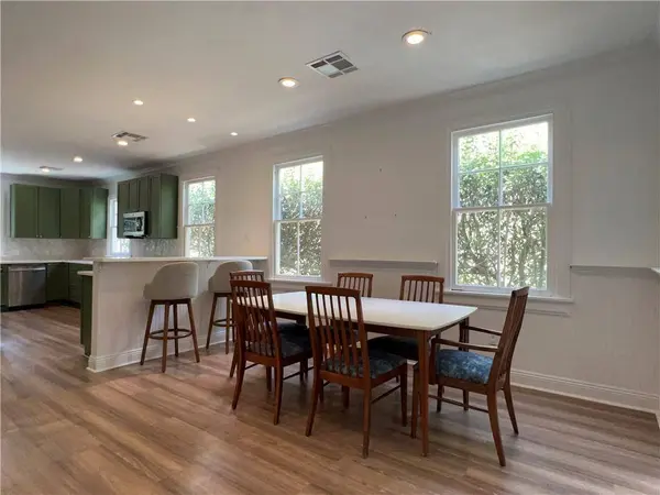 4428 FONTAINEBLEAU DR, New Orleans, LA 70125