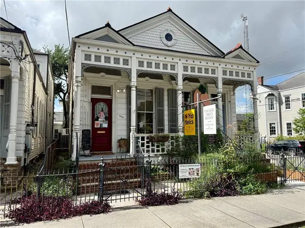 3528 MAGAZINE ST, New Orleans, LA 70115