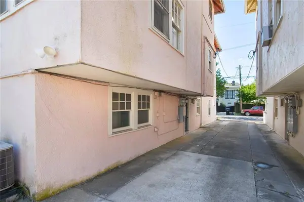 4809 CARONDELET ST, New Orleans, LA 70115