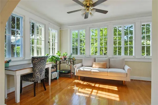 4809 CARONDELET ST, New Orleans, LA 70115