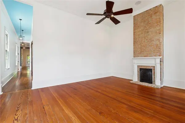 820 ALVAR ST, New Orleans, LA 70117