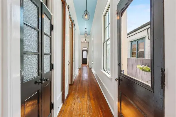 820 ALVAR ST, New Orleans, LA 70117