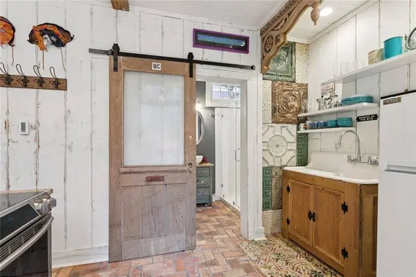 718 URSULINES AVE #D, New Orleans, LA 70116