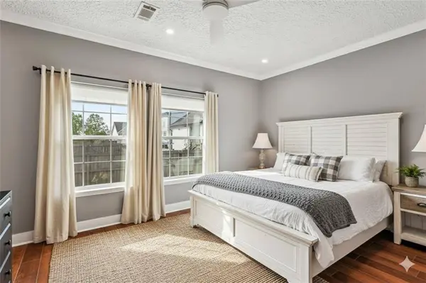 920 COUGAR DR, Arabi, LA 70032