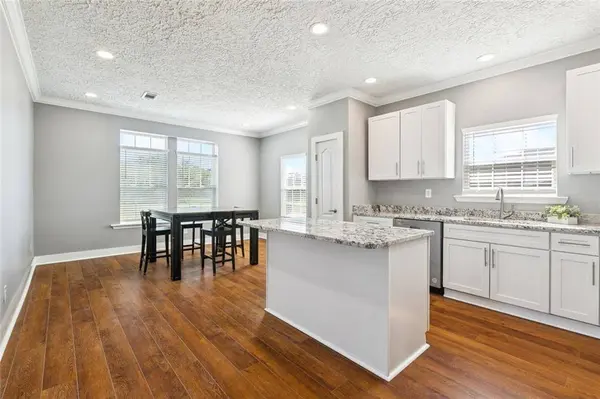 920 COUGAR DR, Arabi, LA 70032