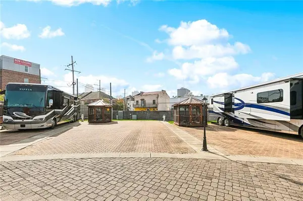 500 N CLAIBORNE AVE #30, New Orleans, LA 70112