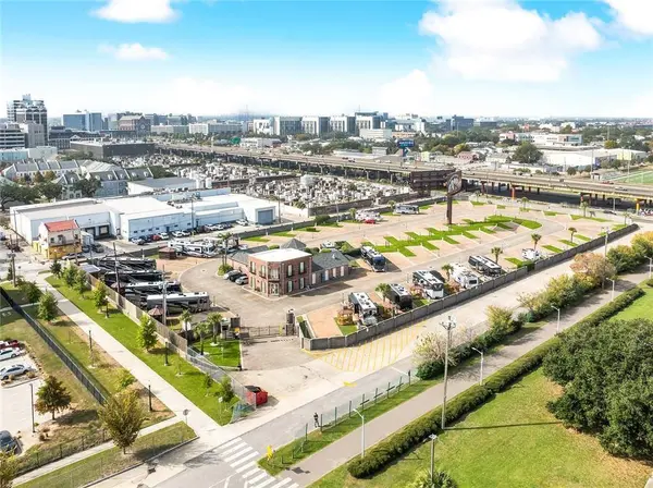 500 N CLAIBORNE AVE, New Orleans, LA 70112