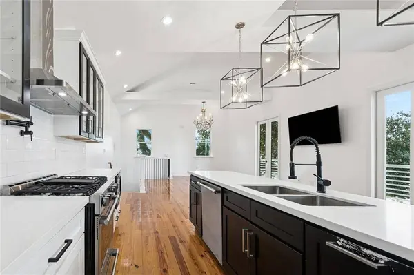 2732 DANNEEL ST, New Orleans, LA 70113