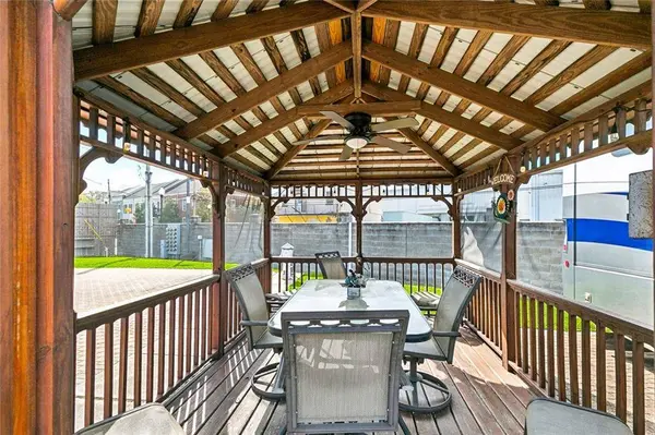 500 N CLAIBORNE AVE, New Orleans, LA 70112