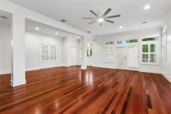6942 LOUISVILLE ST, New Orleans, LA 70124